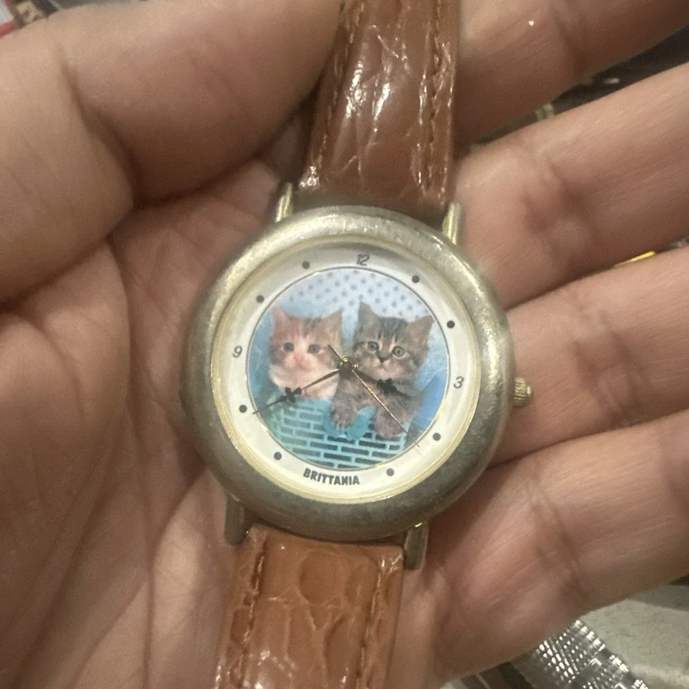 Working Vintage Brittania Cat Wristwatch 38.5mm Brown Leather Unisex Quartz Rare